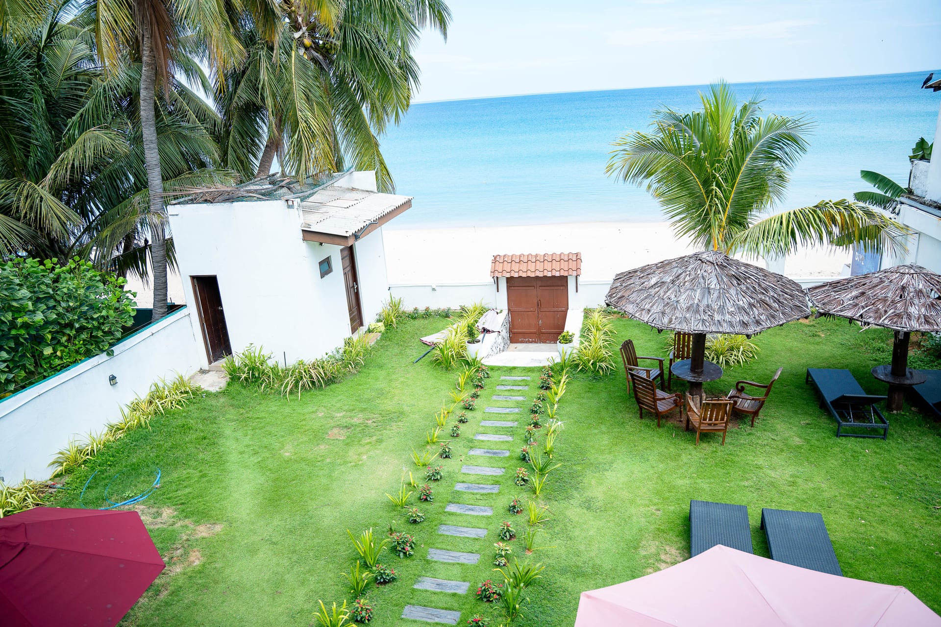 Wake Up to Sea Views & Tropical Gardens